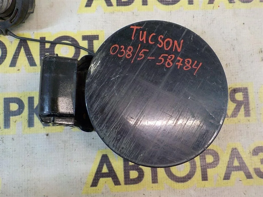 Лючок бензобака Hyundai Tucson I (2004—2015)