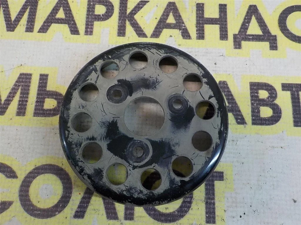 Шкив водяного насоса (помпы) Toyota Yaris (XP10) 1999-2005