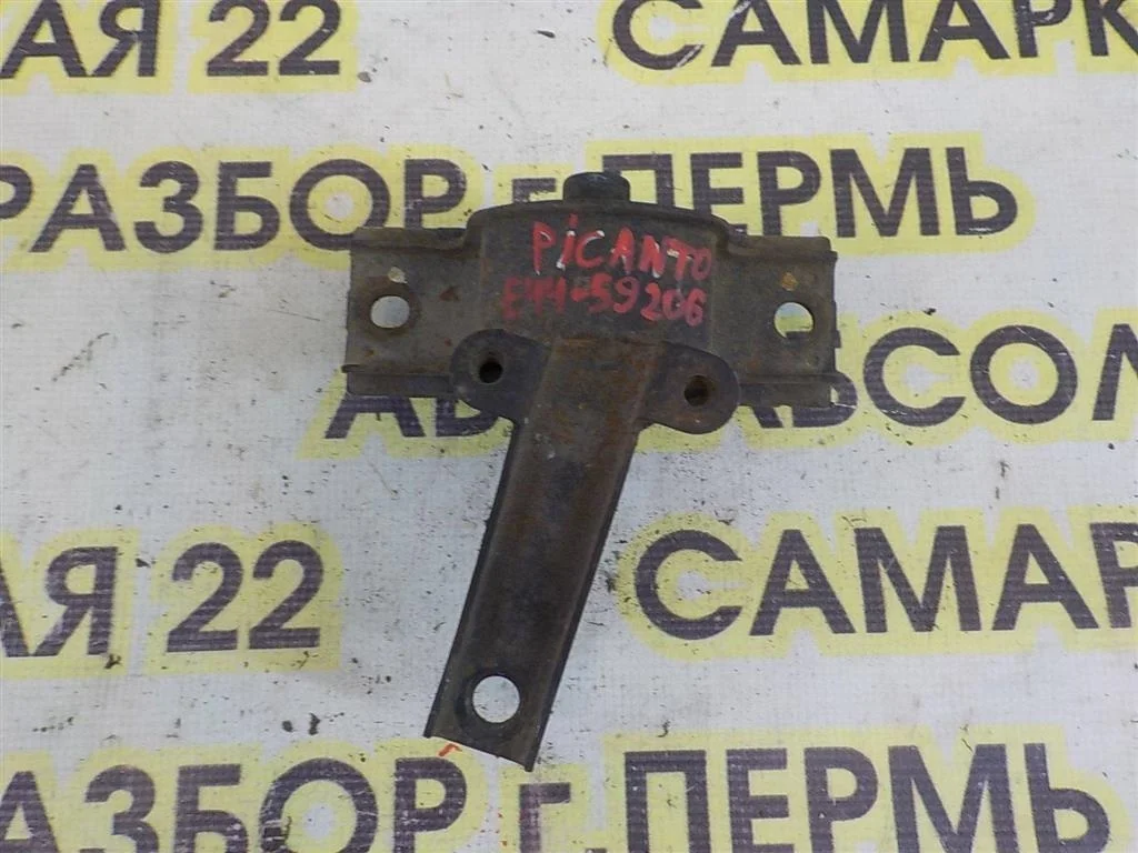 Опора двигателя правая KIA Picanto I (2004—2007)