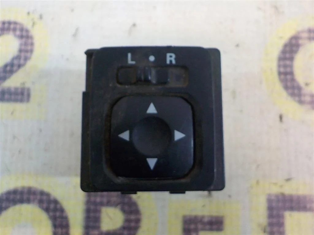 Переключатель регулировки зеркала Mitsubishi Lancer IX (2000—2007)