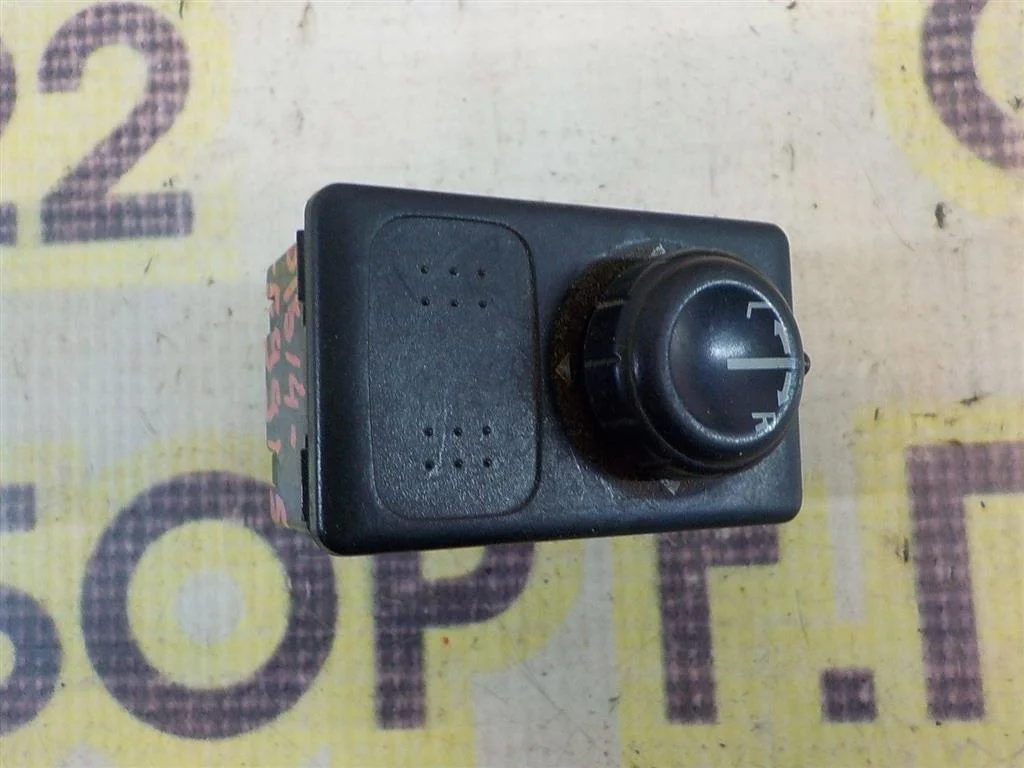Переключатель регулировки зеркала Nissan Almera N16 (2000—2003)
