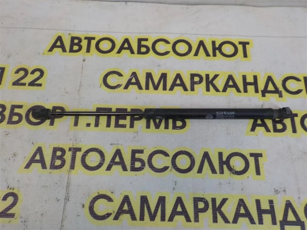 Амортизатор капота SsangYong Kyron I (2005—2007)