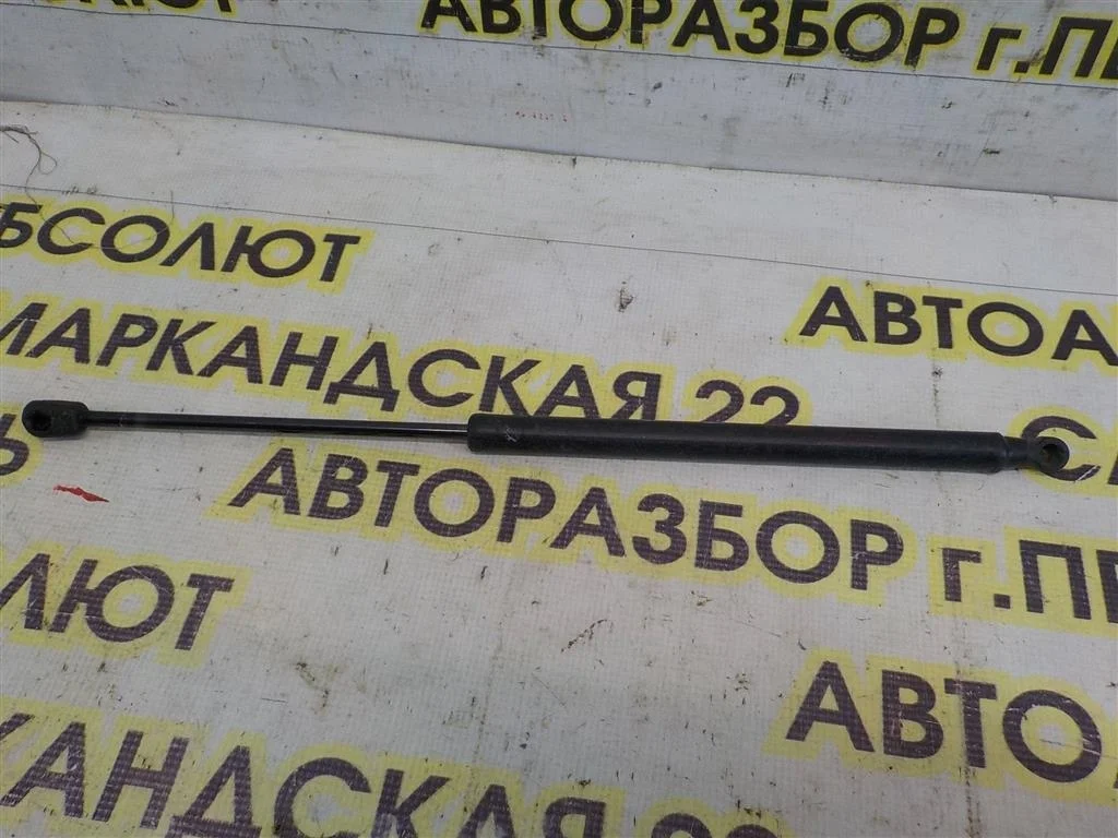 Амортизатор двери багажника Hyundai Getz I рестайлинг (2005—2011)