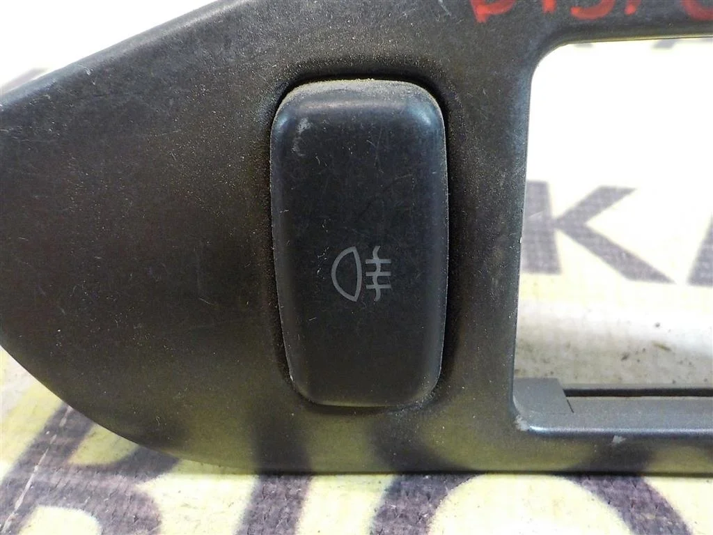 Кнопка противотуманки Mitsubishi Lancer IX (2000—2007)