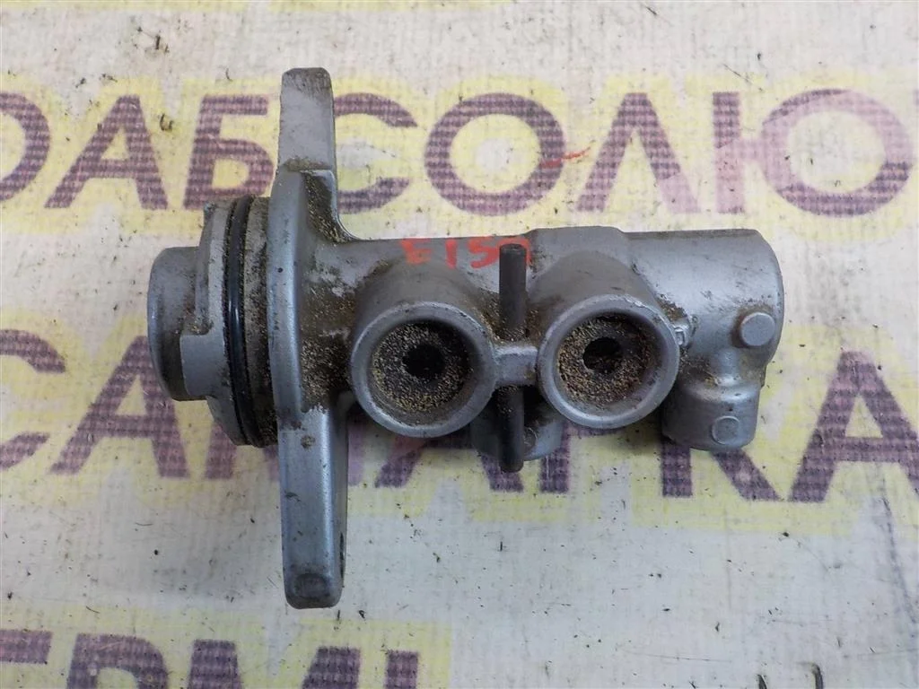 Цилиндр тормозной главный Toyota Corolla X (2006—2010)