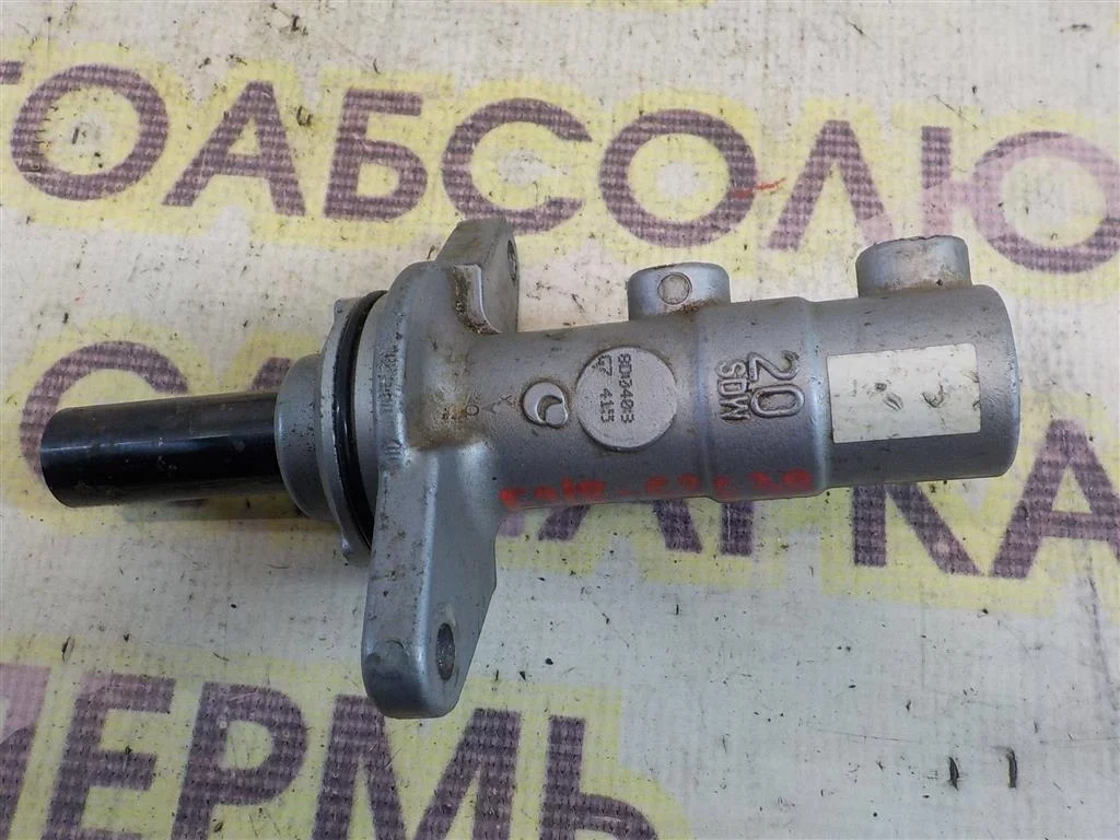 Цилиндр тормозной главный Toyota Corolla X (2006—2010)