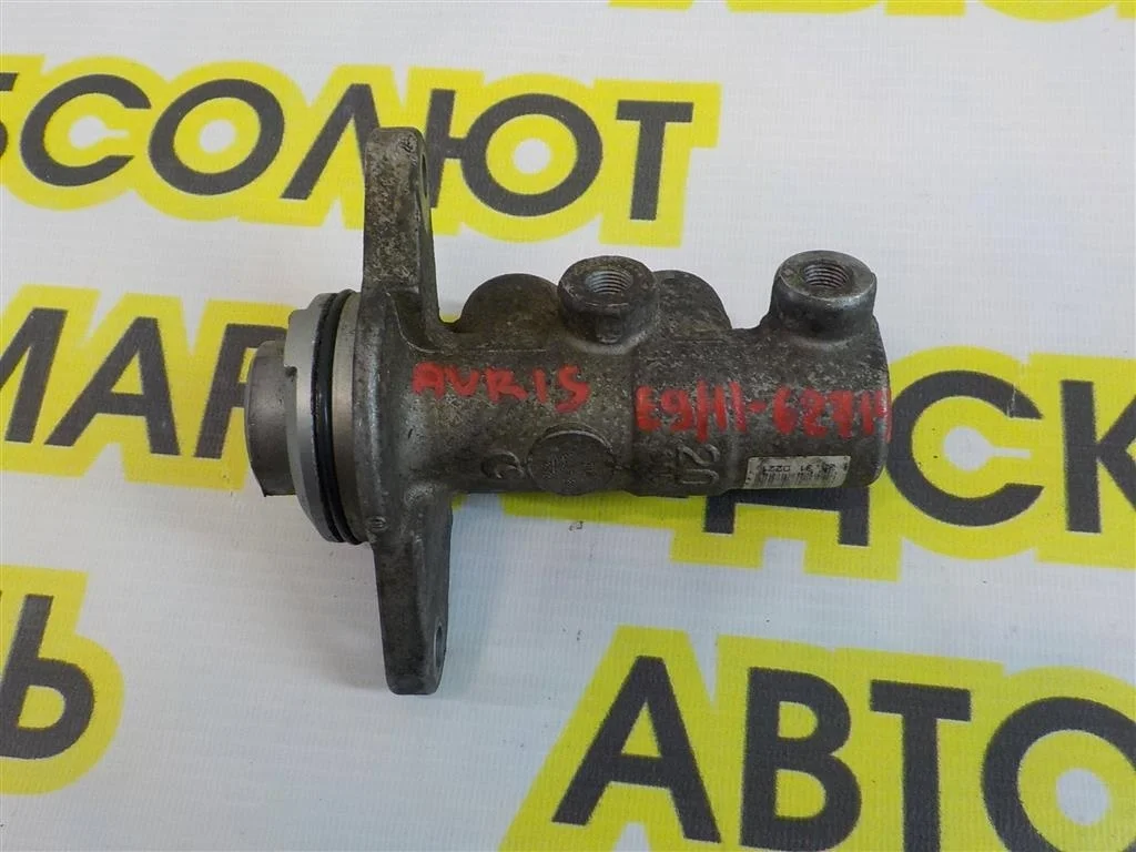 Цилиндр тормозной главный Toyota Auris E150 (2006—2010)