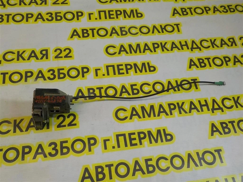 Замок двери передней правой Renault Megane I (1995—1999)