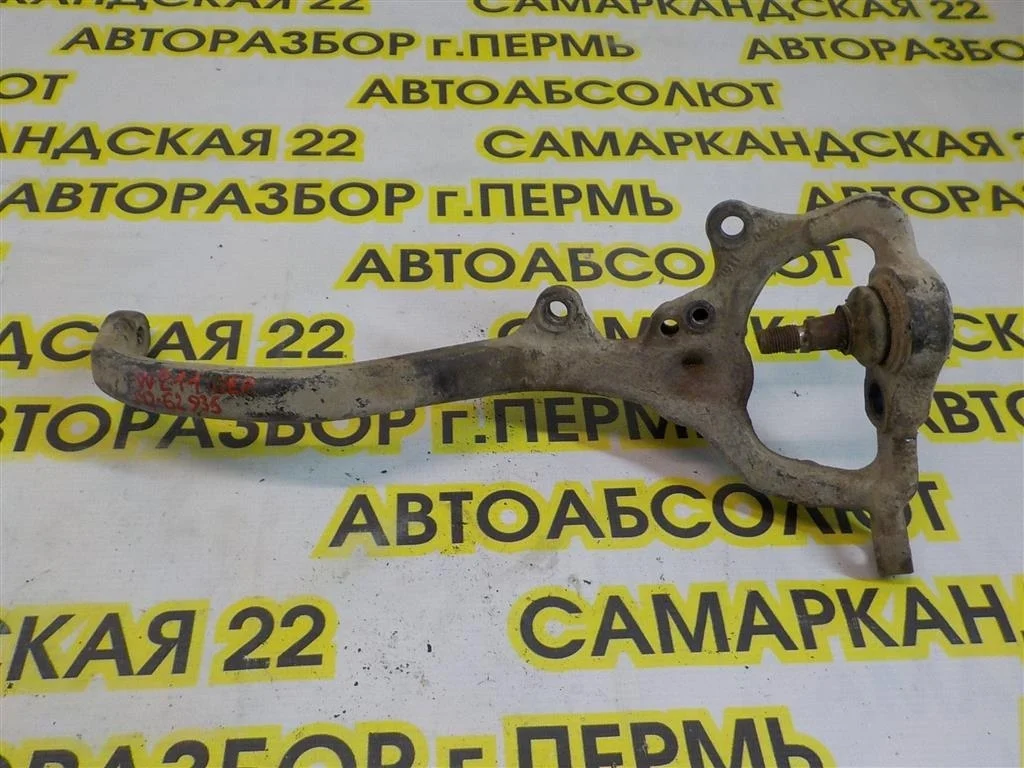 Кулак поворотный передний правый Mercedes-Benz E-класс W211/S211 (2002—2006)