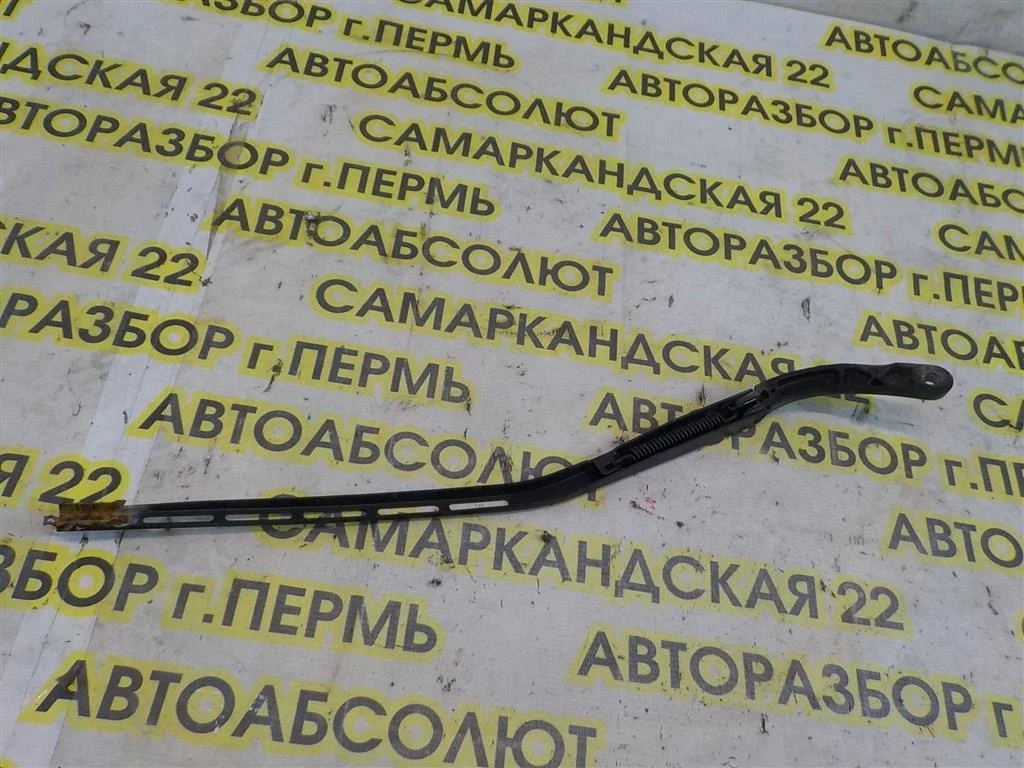 Поводок стеклоочистителя передний левый Peugeot 307 3C (2001—2005)
