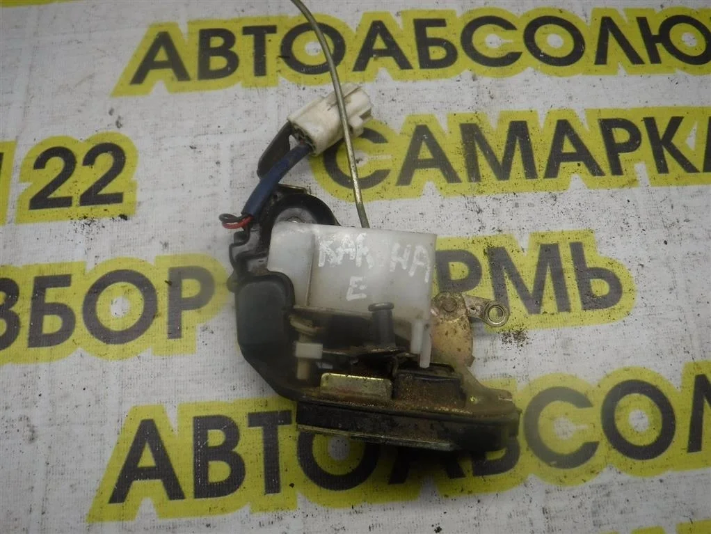 Замок двери задней левой Toyota Carina E I (1992—1998)