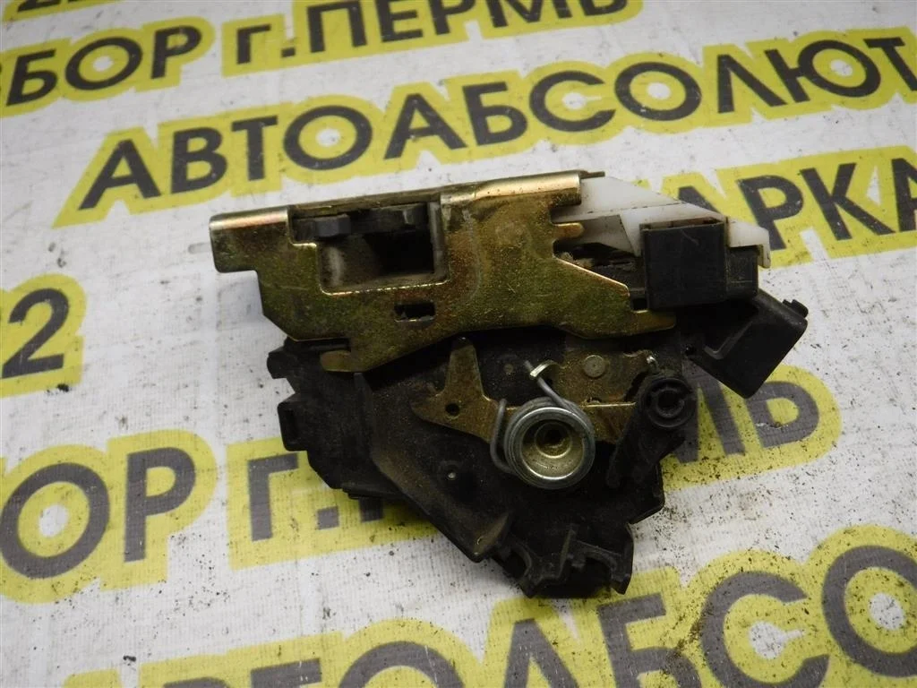 Замок двери задней правой Ford Mondeo III (2000—2003)