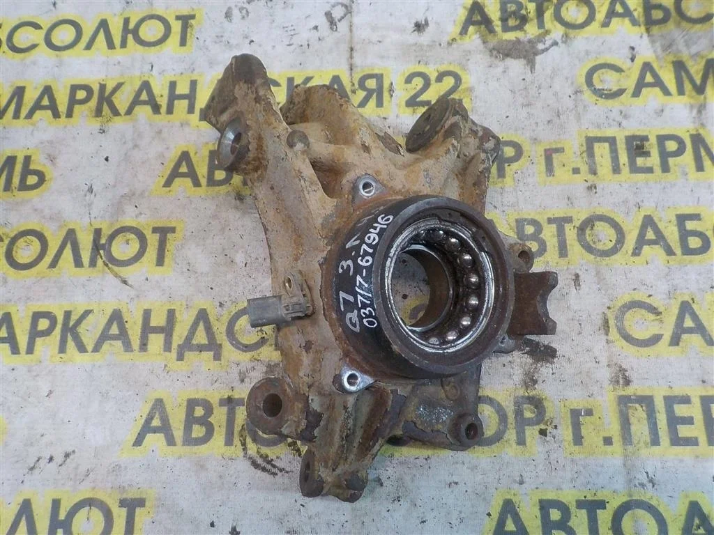 Кулак поворотный задний левый Audi Q7 4L (2005—2009)