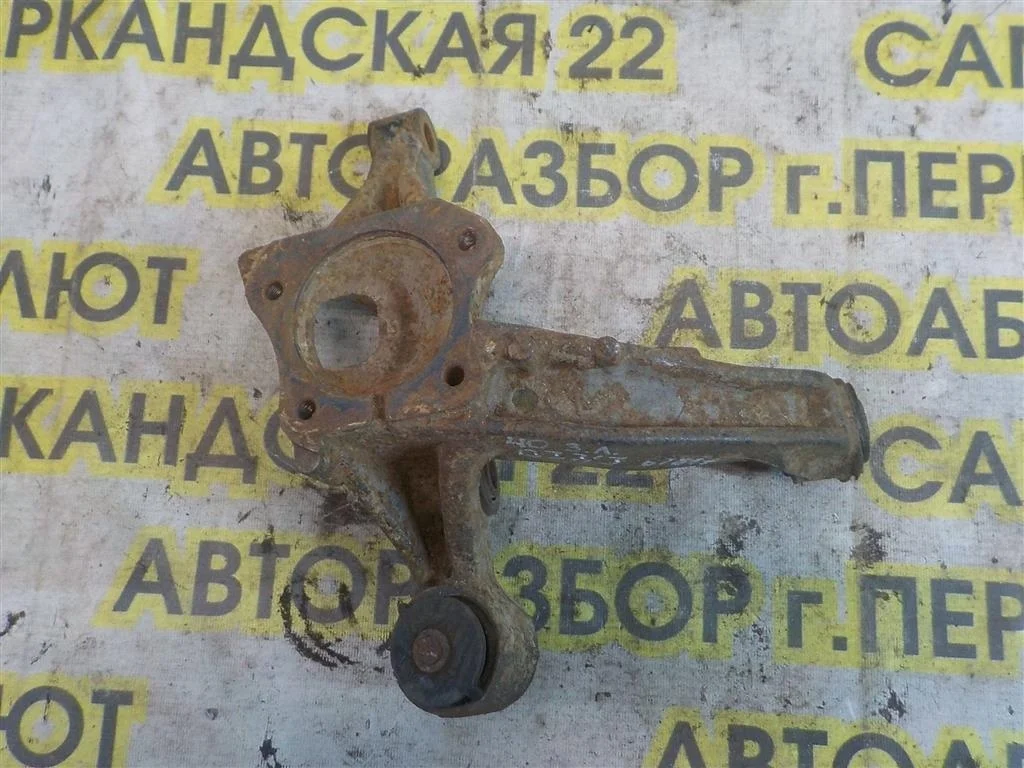 Кулак поворотный задний левый Toyota Camry XV40 (2006—2009)