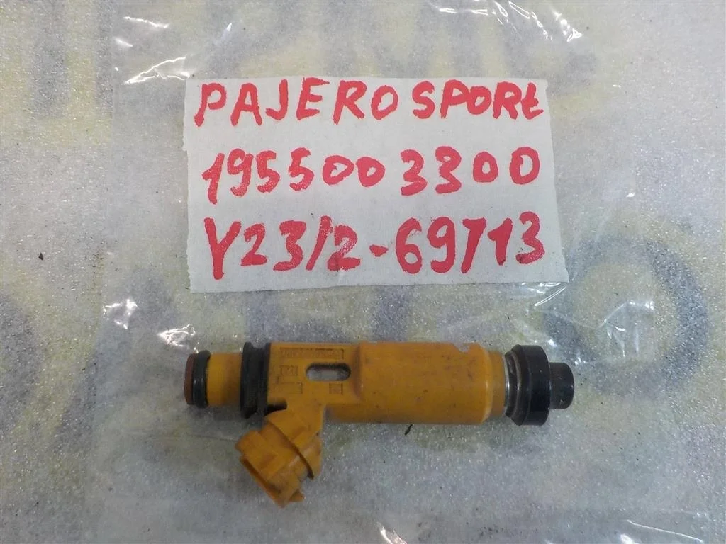 Форсунка инжекторная электрическая Mitsubishi Pajero Sport I (1996—2004)