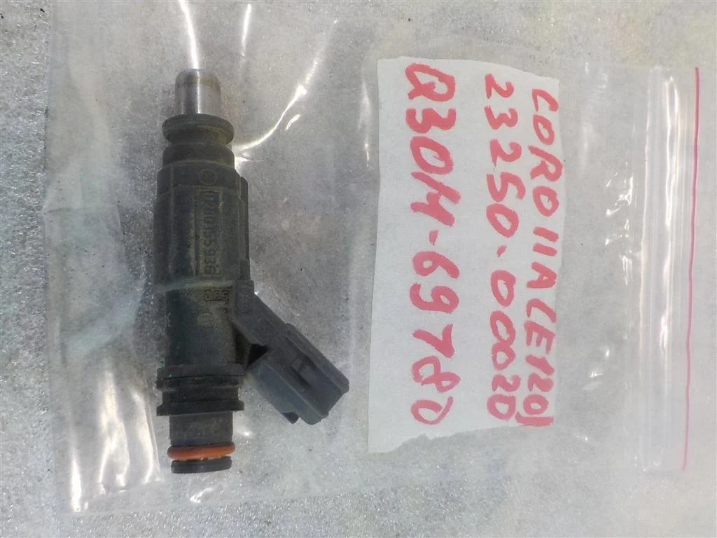 Форсунка инжекторная электрическая Toyota Corolla IX (2000—2004)