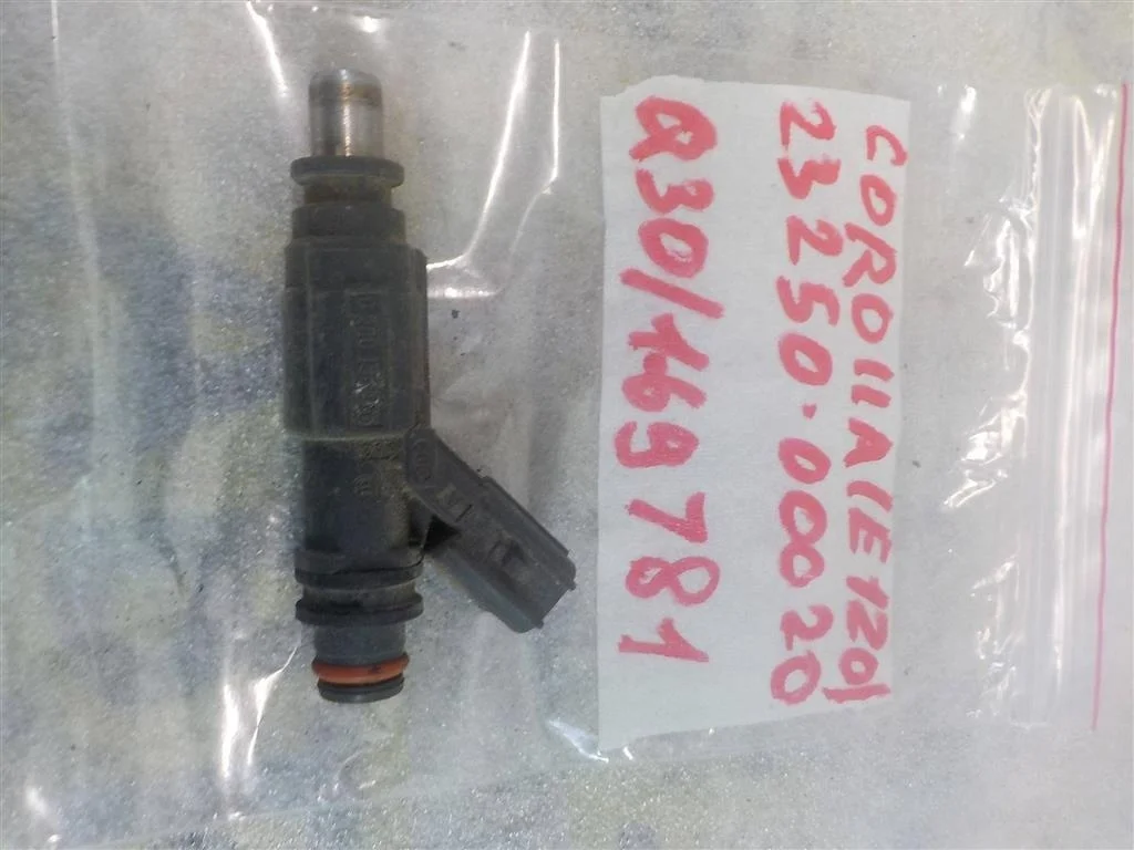 Форсунка инжекторная электрическая Toyota Corolla IX (2000—2004)