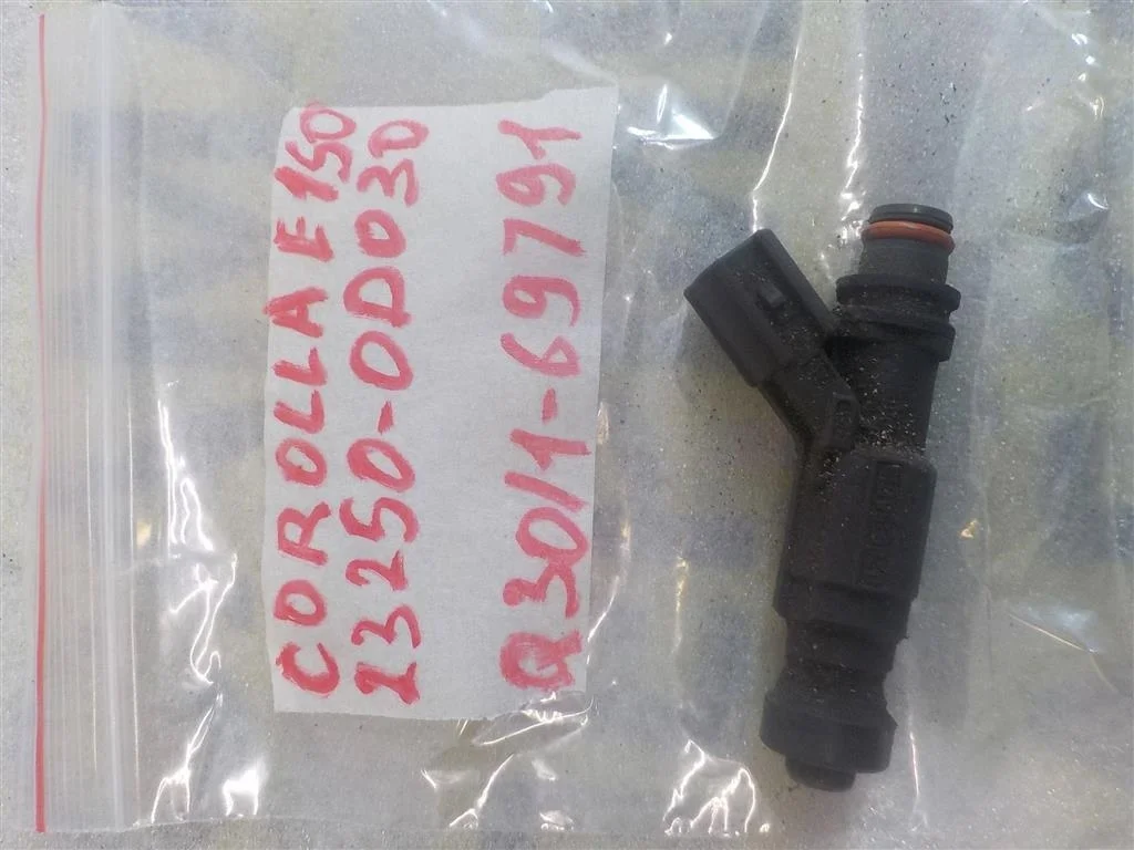 Форсунка инжекторная электрическая Toyota Corolla X (2006—2010)
