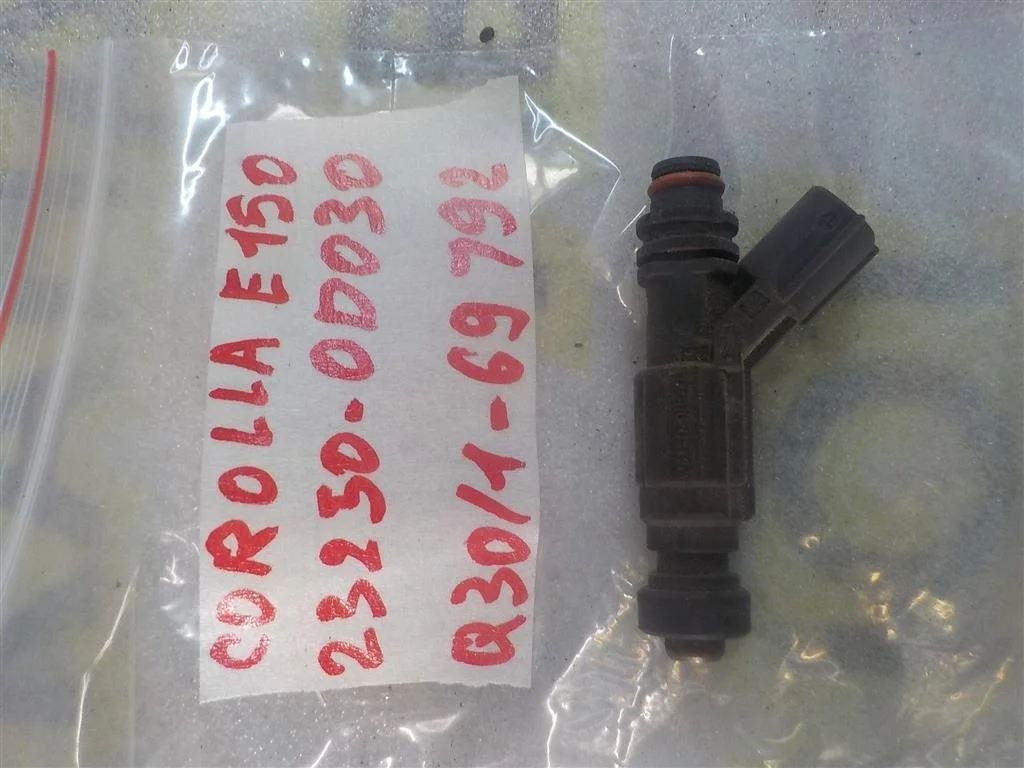 Форсунка инжекторная электрическая Toyota Corolla X (2006—2010)