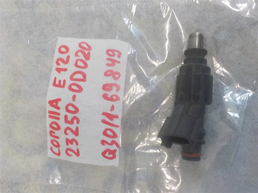 Форсунка инжекторная электрическая Toyota Corolla IX (2000—2004)