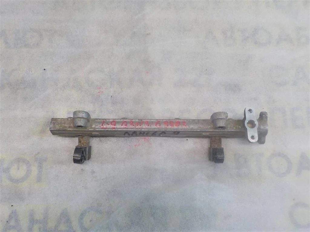 Рейка топливная (рампа) Mitsubishi Lancer IX (2000—2007)