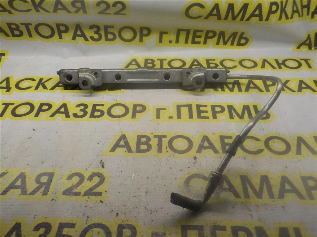 Рейка топливная (рампа) Toyota Corolla X (2006—2010)