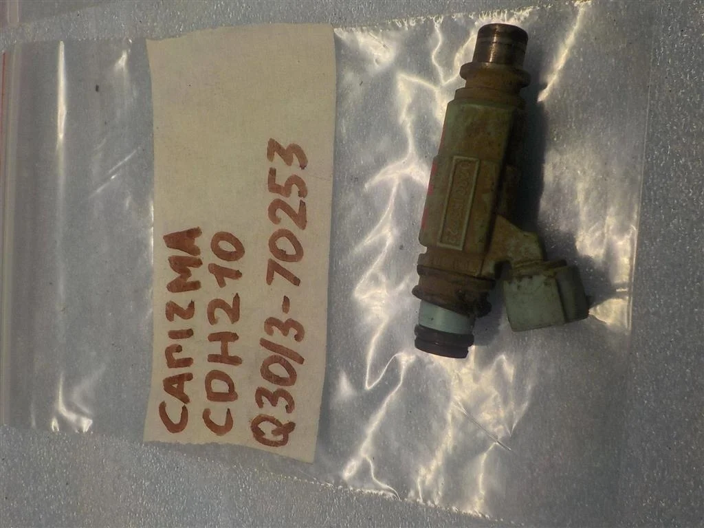 Форсунка инжекторная электрическая Mitsubishi Carisma I (1995—1999)