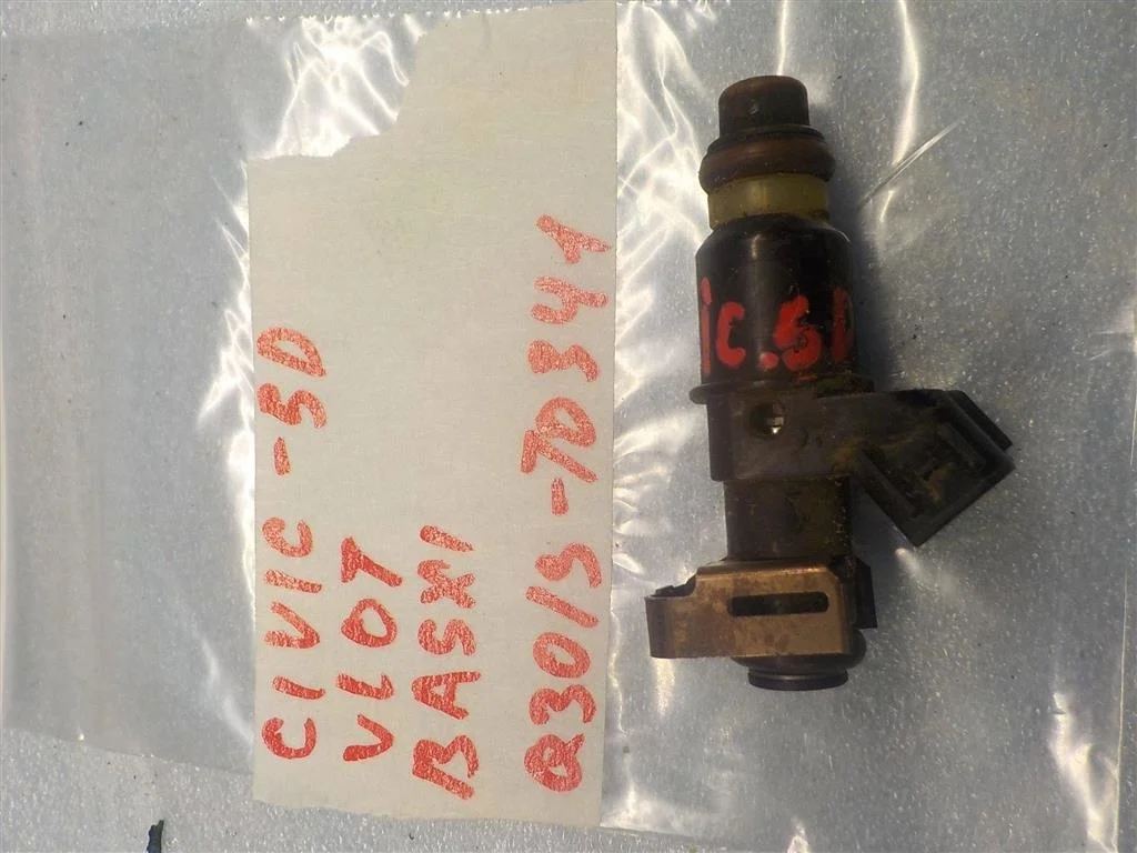 Форсунка инжекторная электрическая Honda Civic VIII (2005—2009)