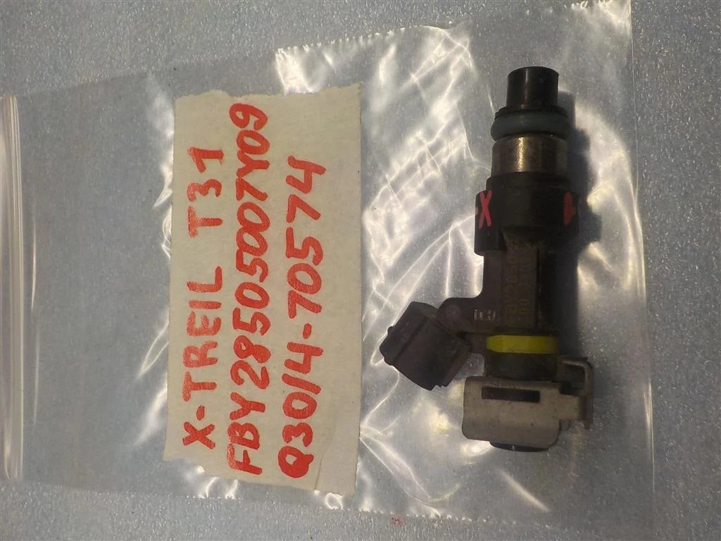 Форсунка инжекторная электрическая Nissan X-Trail II (2007—2011)