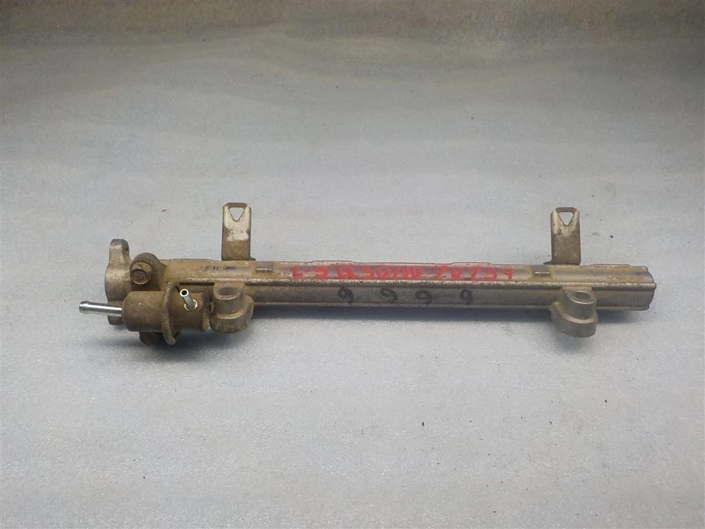 Рейка топливная (рампа) Mitsubishi Lancer IX (2000—2007)