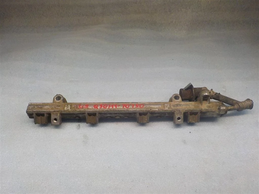 Рейка топливная (рампа) Mitsubishi Lancer IX (2000—2007)