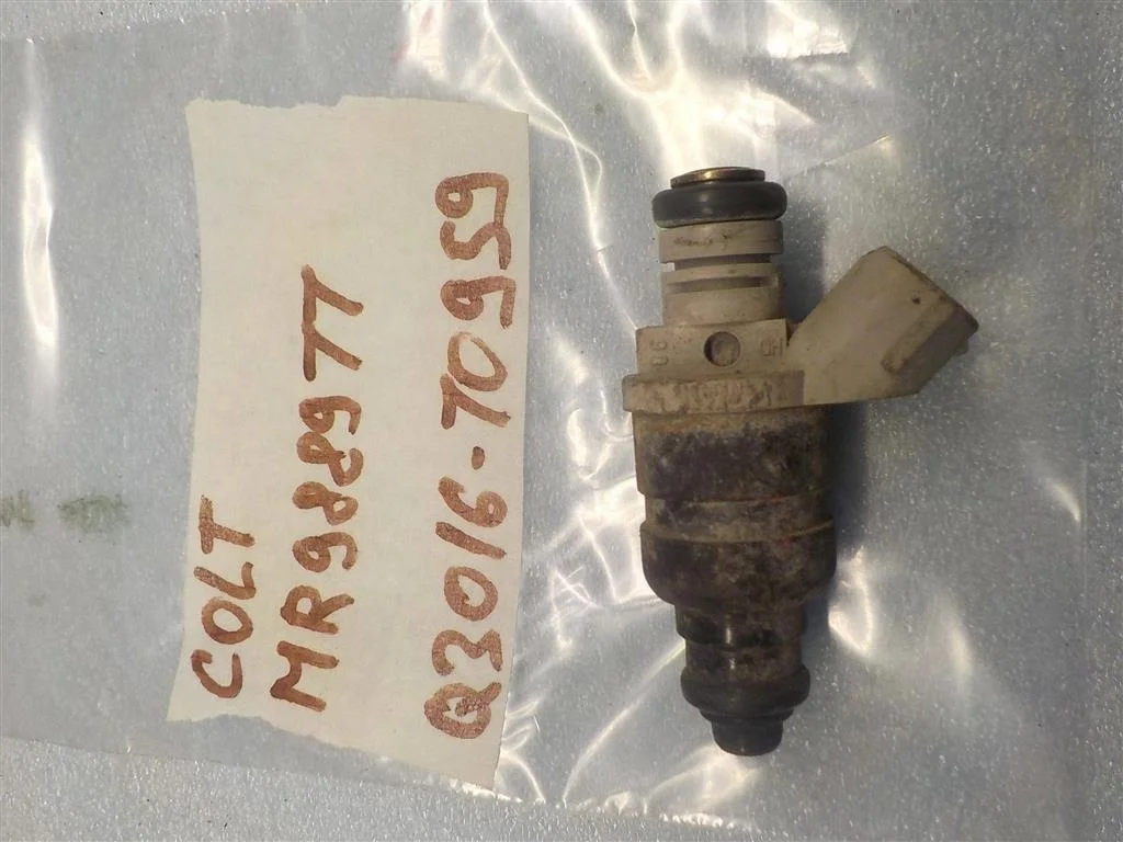 Форсунка инжекторная электрическая Mitsubishi Colt Z30 (2002—2012)