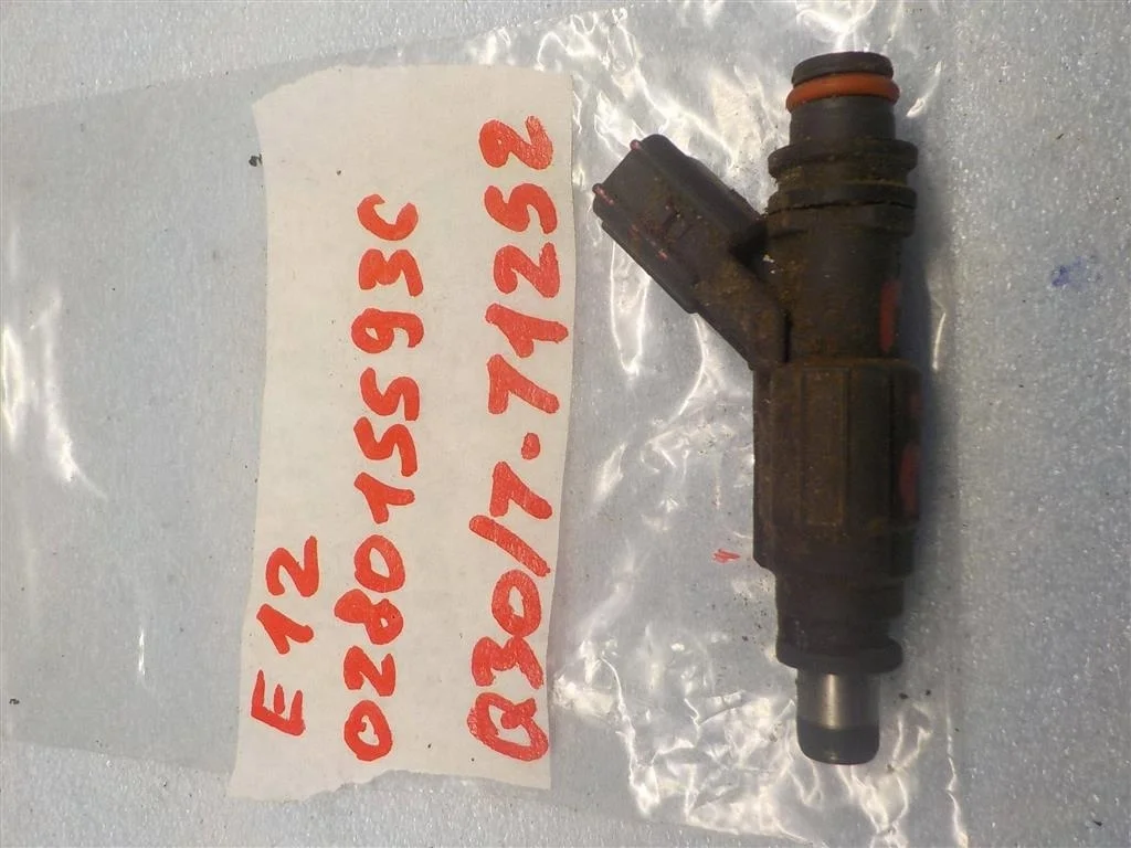 Форсунка инжекторная электрическая Toyota Corolla IX (2000—2004)