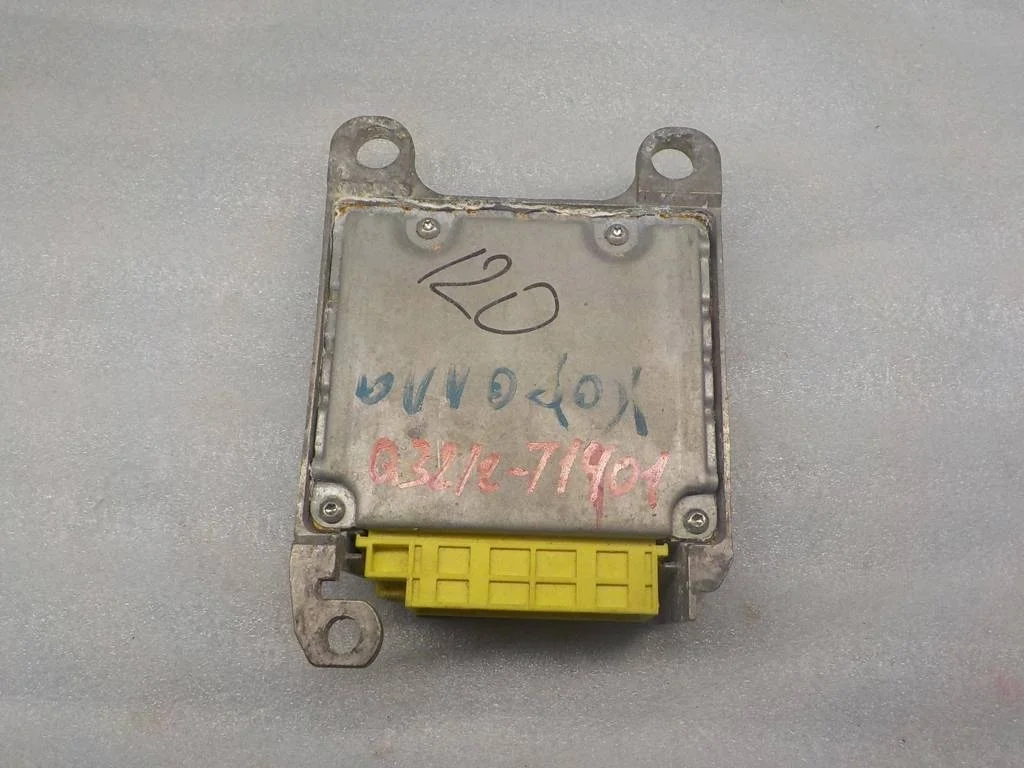 Блок управления AIR BAG Toyota Corolla IX (2000—2004)