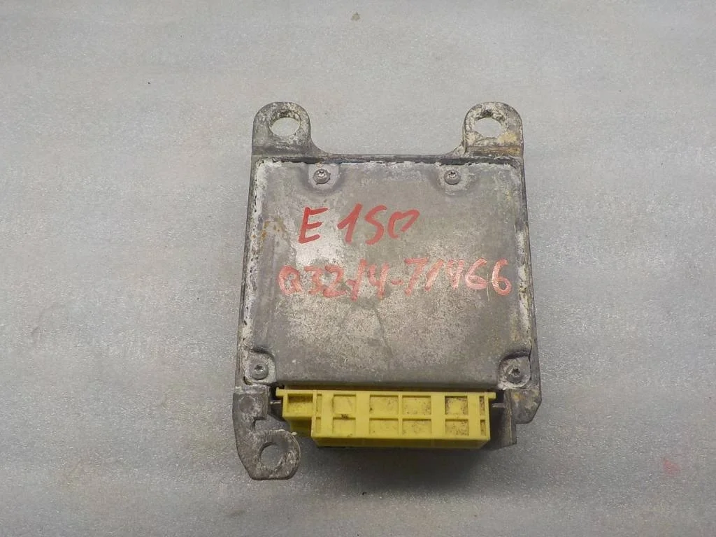 Блок управления AIR BAG Toyota Corolla X (2006—2010)
