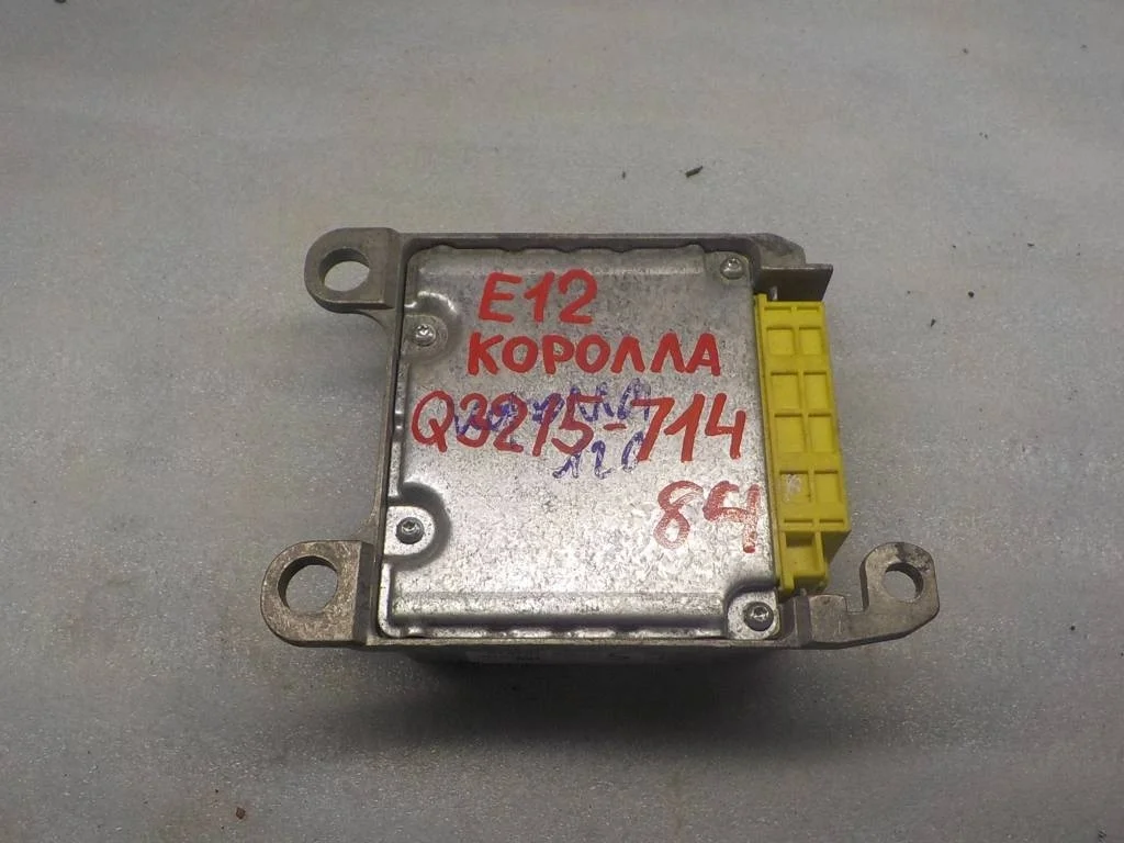 Блок управления AIR BAG Toyota Corolla IX (2000—2004)