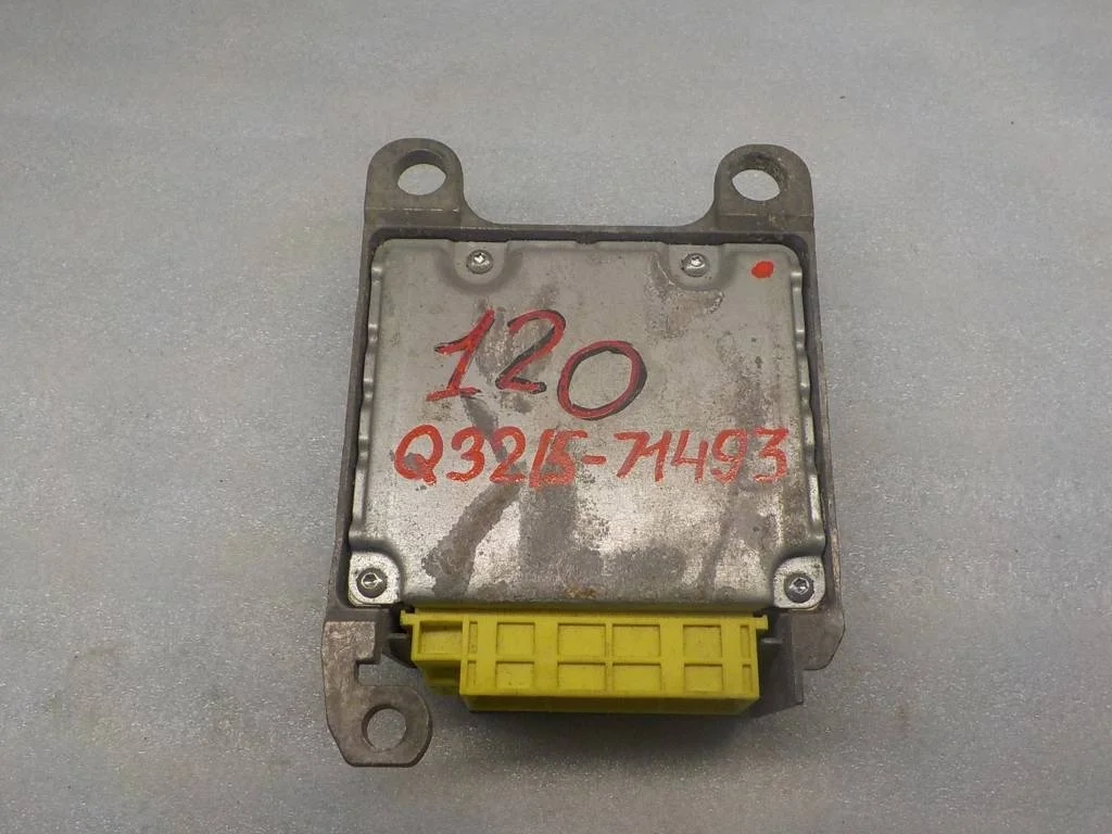 Блок управления AIR BAG Toyota Corolla IX (2000—2004)