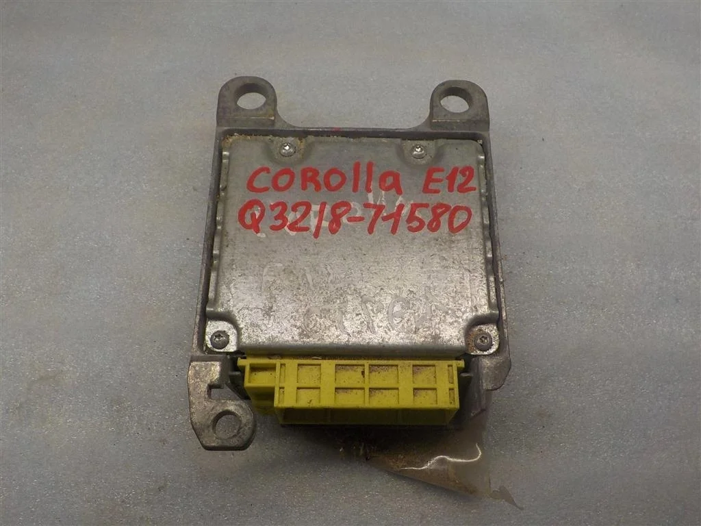Блок управления AIR BAG Toyota Corolla IX (2000—2004)