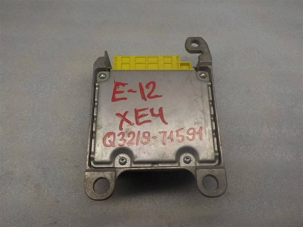 Блок управления AIR BAG Toyota Corolla IX (2000—2004)