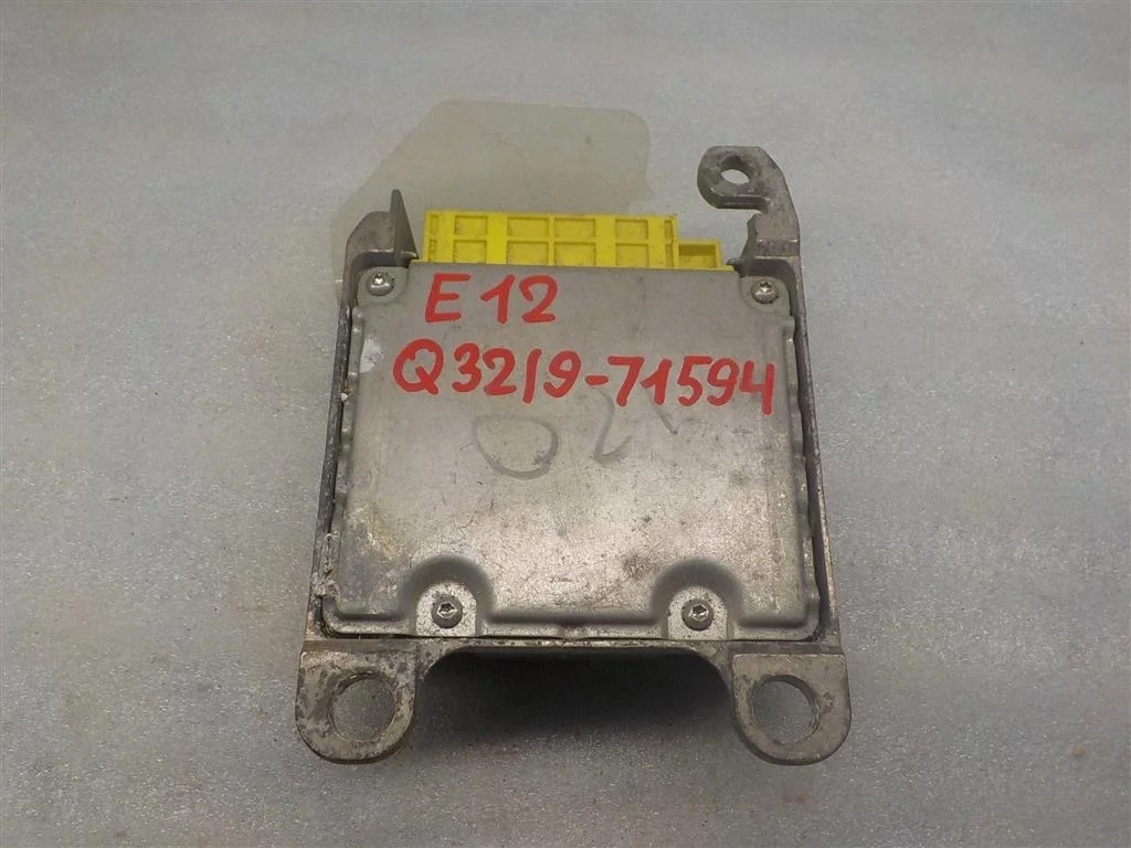 Блок управления AIR BAG Toyota Corolla IX (2000—2004)