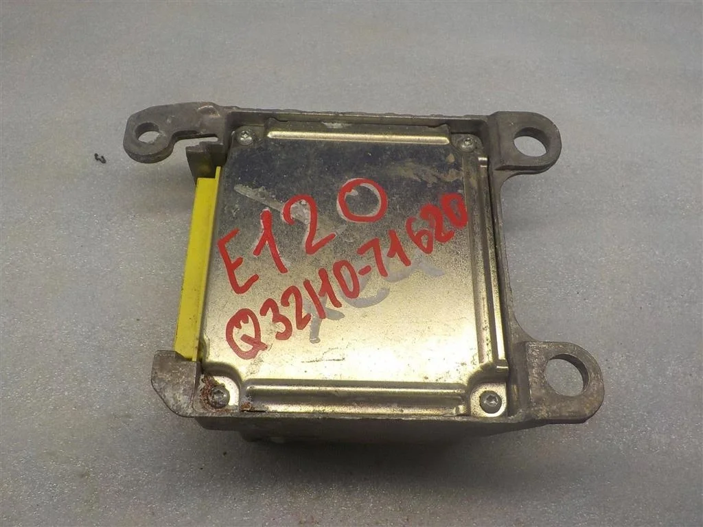 Блок управления AIR BAG Toyota Corolla IX (2000—2004)