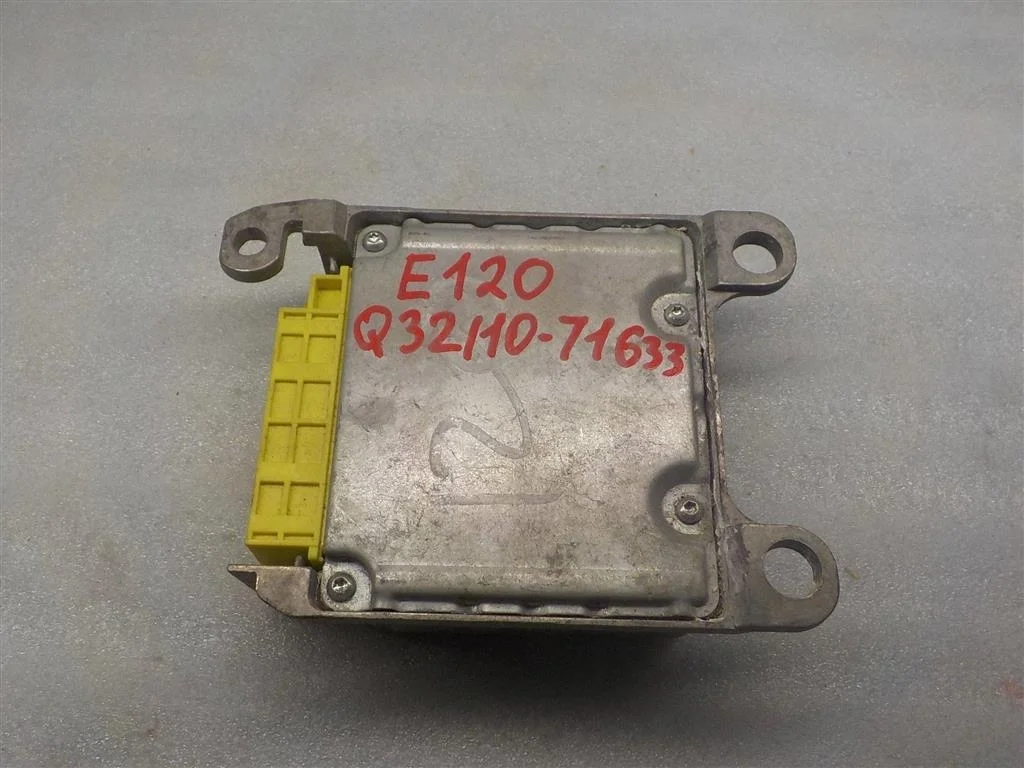 Блок управления AIR BAG Toyota Corolla IX (2000—2004)