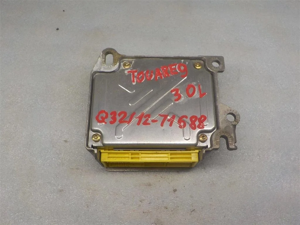 Блок управления AIR BAG Volkswagen Touareg I (2002—2006)