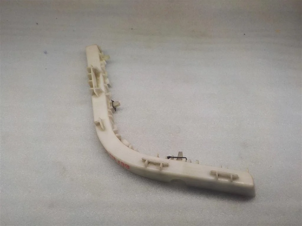 Кронштейн заднего бампера левый KIA Cerato II (2008—2013)