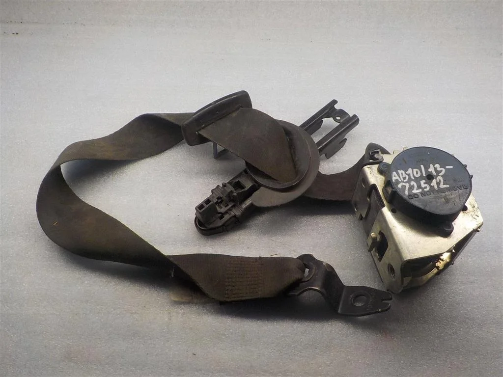 Ремень безопасности Volkswagen Polo V (2009—2015)