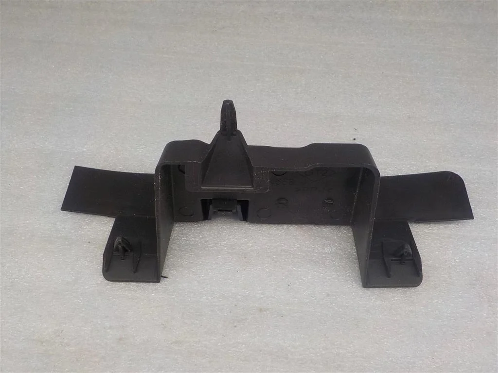 Воздуховод радиатора левый Renault Logan II (2012—2018)