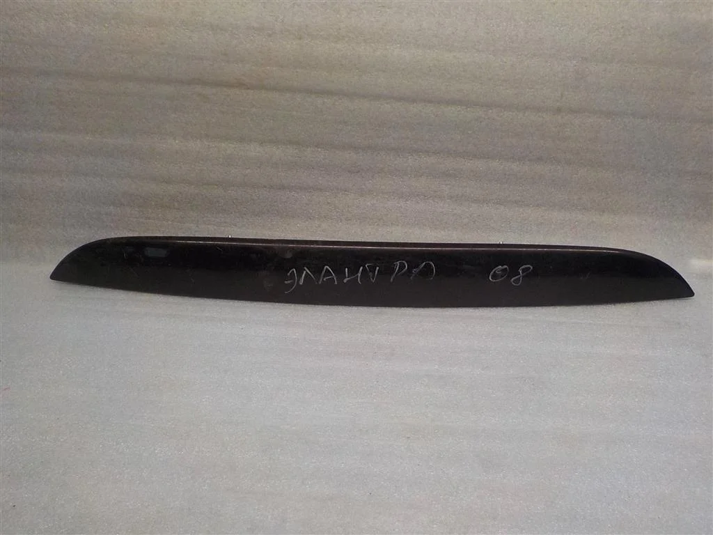 Накладка крышки багажника Hyundai Elantra IV (2006—2011)