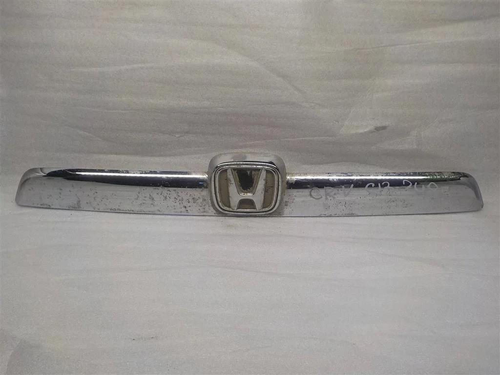 Накладка двери багажника Honda CR-V III (2006—2009)