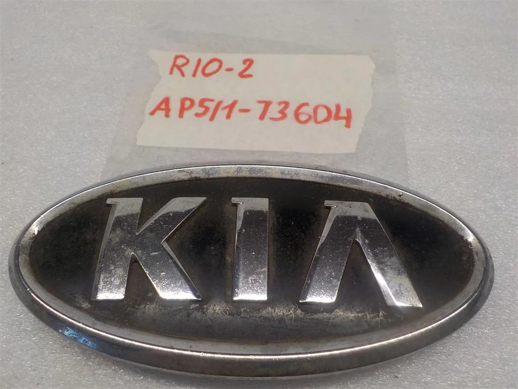 Эмблема KIA RIO II (2005—2009)