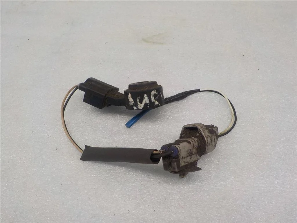 Датчик детонации Toyota Auris E150 (2006—2010)